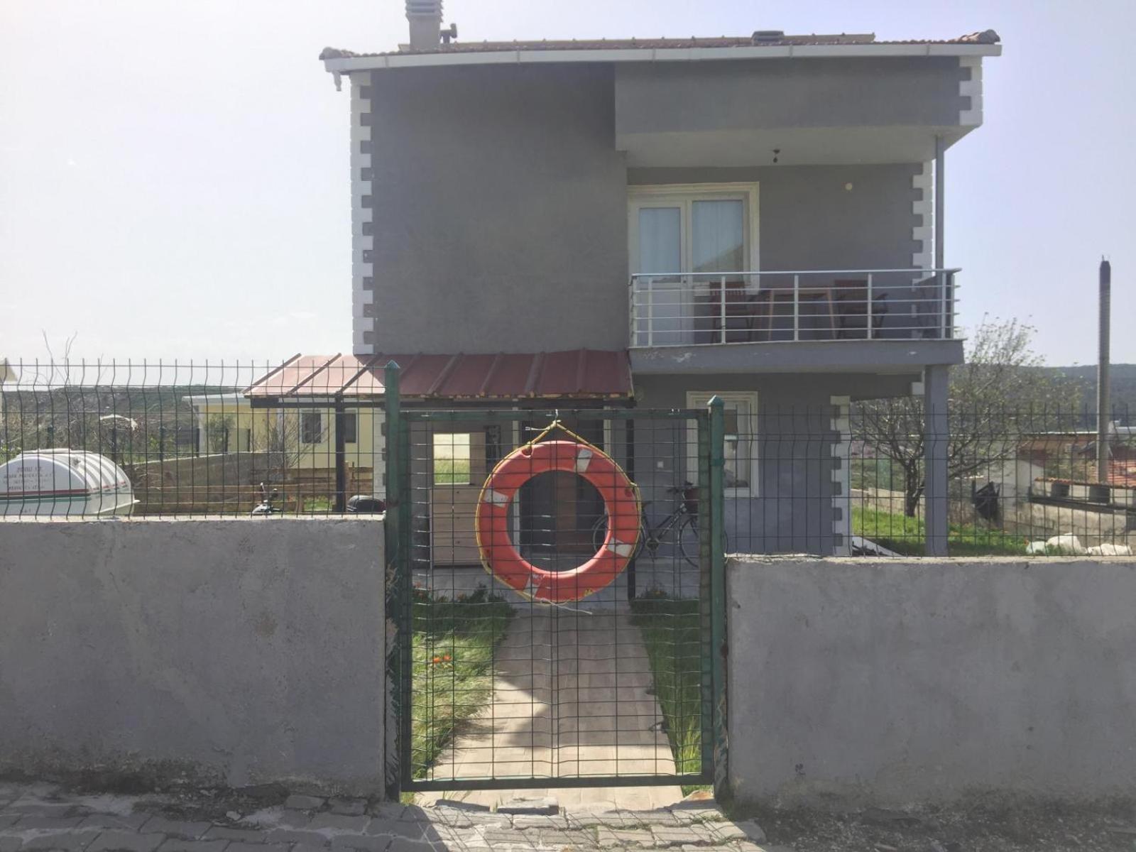 Guezelbahce Yemek Atoelyesi Hotel Izmir Exterior photo